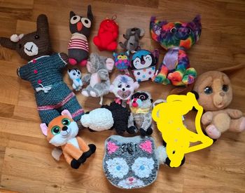 Lot de peluches enfants