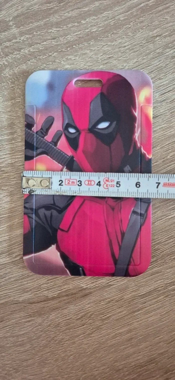 Porte carte d'identité DeadPool avec lanière fantaisie. - photo numéro 7