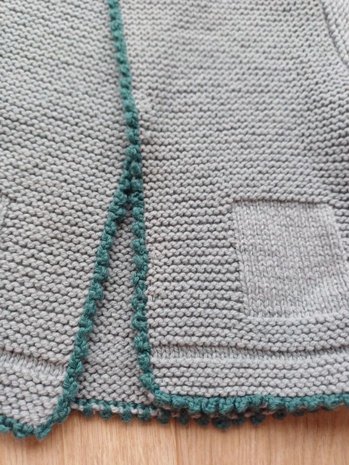 Veste tricoté à la main. 12m - photo numéro 3