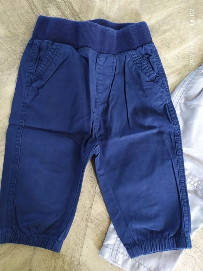 Lot 2 pantalons 6 mois - photo numéro 2