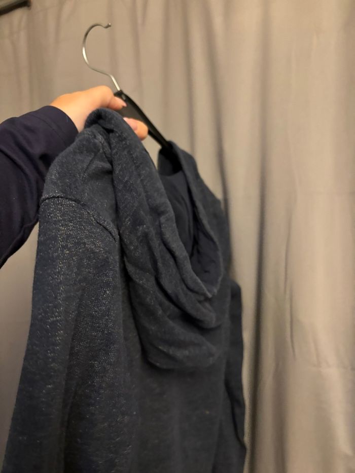 Sweat bleu marine - photo numéro 6