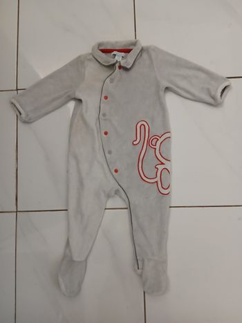 Pyjama 1 piece bebe taille 12 mois marque obaibi en coton 