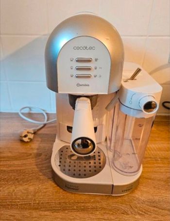 Machine à café semi-automatique