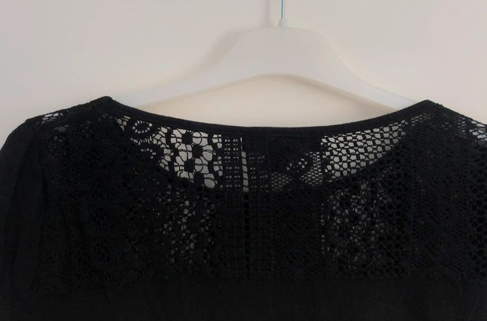 Blouse noire 3/4 détail dentelle Primark taille XS - photo numéro 4