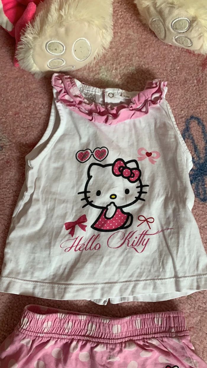 Ensemble jupe et tee shirt manches courtes Hello Kitty taille 12 mois - photo numéro 3