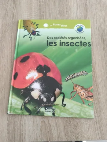 Livre édition atlas les insectes