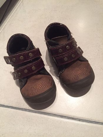 Chaussure daim et cuir