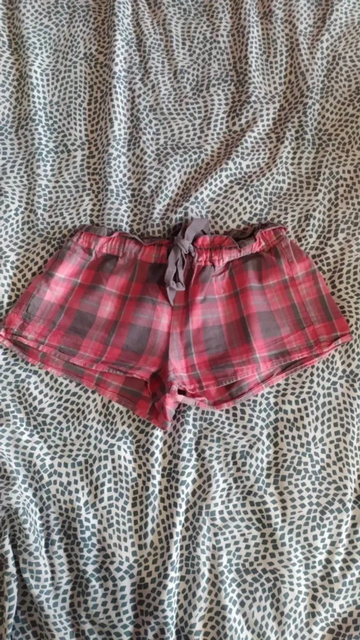 Short pyjama à carreaux