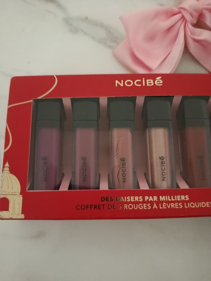 Coffret 6 gloss Nocibé Neuf - photo numéro 2