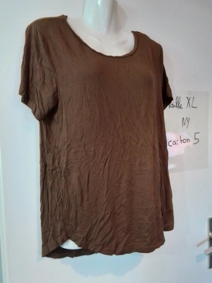 T shirt - photo numéro 2