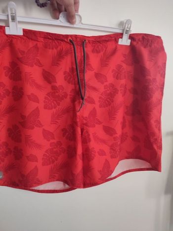 #kytie50homme. Short de bain taille 50/52