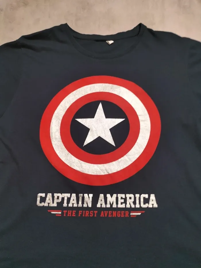 T-shirt Marvel – Captain America – Taille L - photo numéro 3