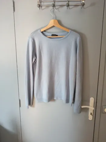 Pull bleu clair