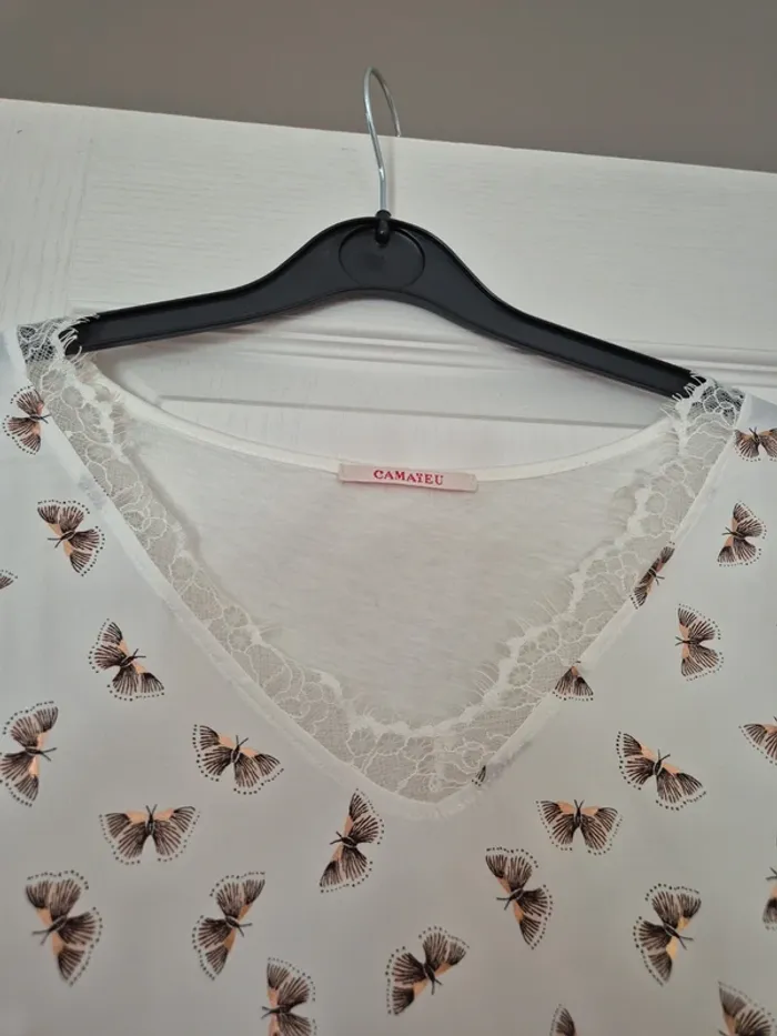 Blouse camaieu dentelle et papillons - photo numéro 5