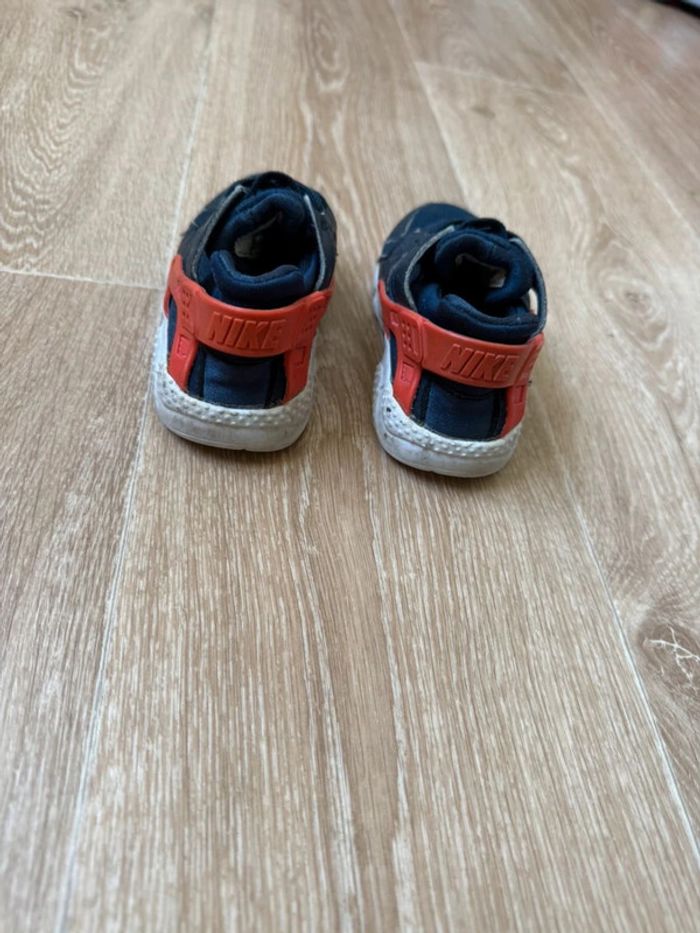 👟 Huarache bleu et rouge taille 23,5 - photo numéro 3