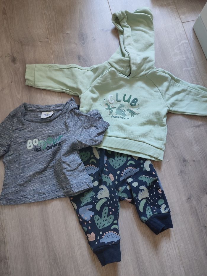 Ensemble Tape à l'oeil, 3 mois