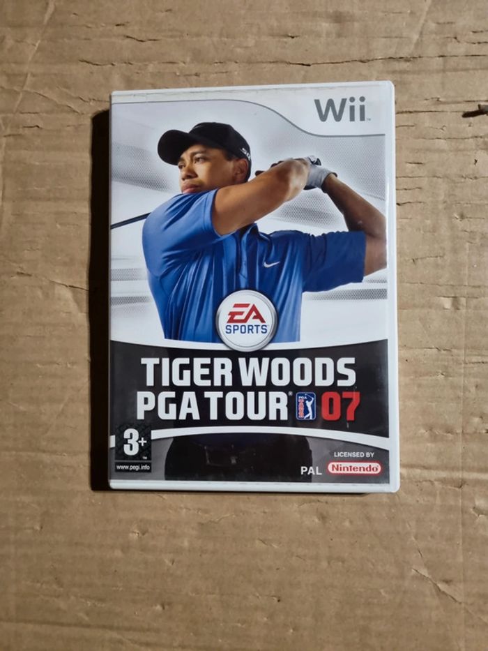 Tiger Woods PGA Tour 07 pour Nintendo Wii - photo numéro 1