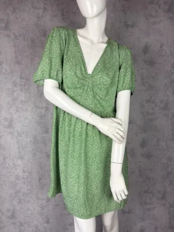 🌸 Robe verte à fleurs Kiabi Taille 46/XXXL 🌸