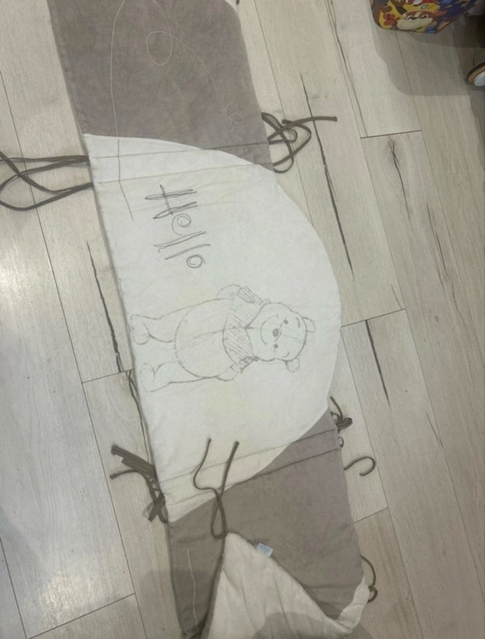 Tour de lit Winnie l’ourson - photo numéro 10