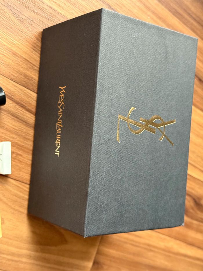 Boîte soins YSL Pure Shots - photo numéro 2