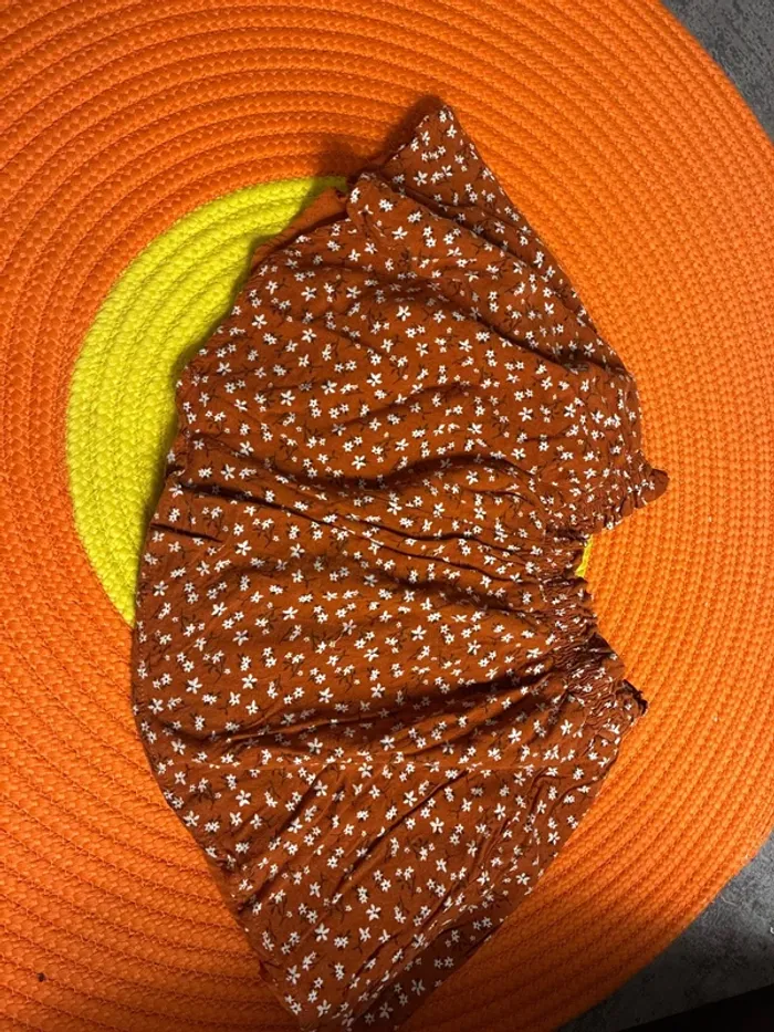 Jupe fleurie doublée aux couleurs de l’automne mango 4-5 ans taille elastiquée - photo numéro 3