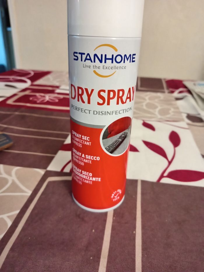 Dry spray