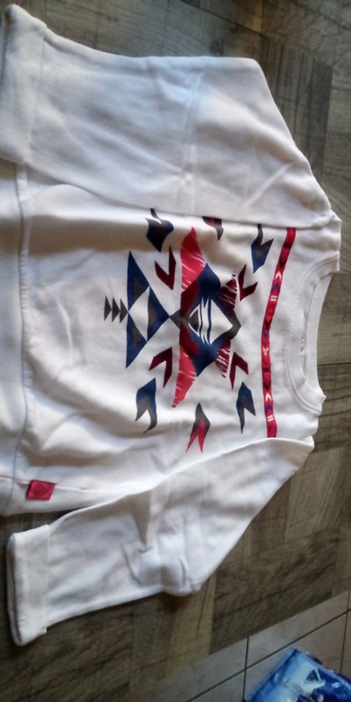 Pull fille - photo numéro 2