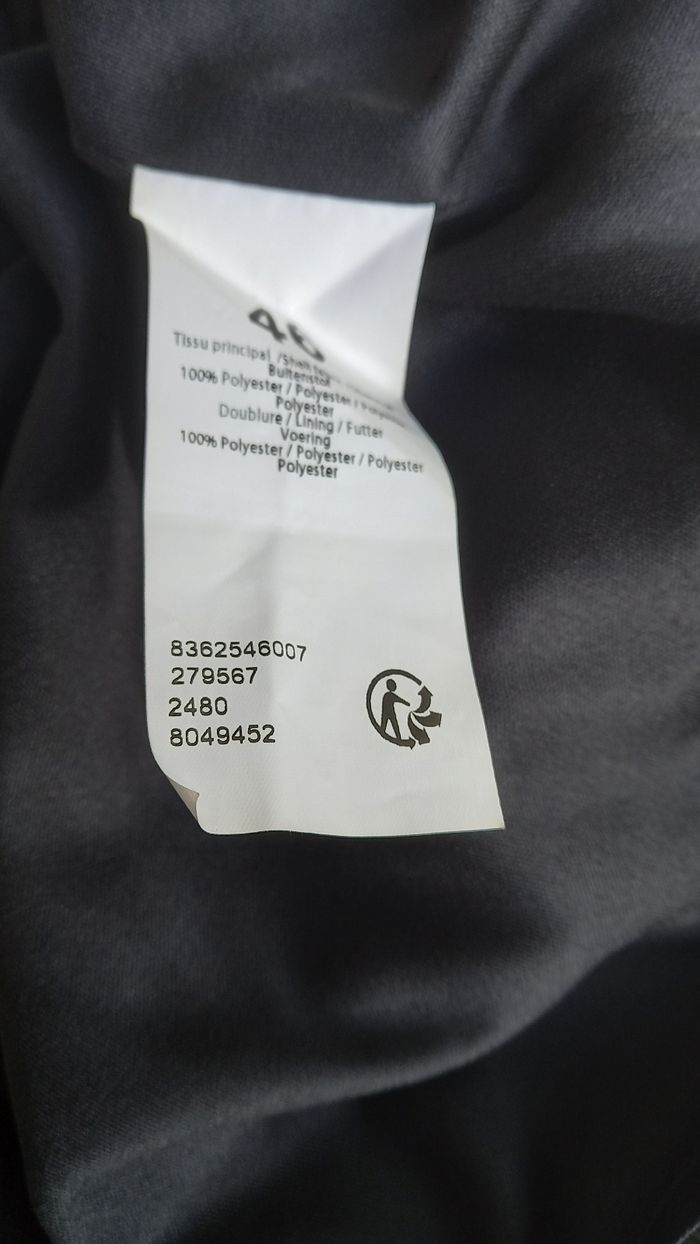 Jupe noir brillante - photo numéro 4