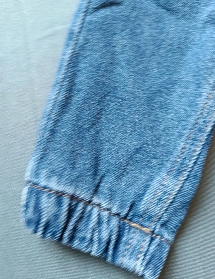 Jean bleu - photo numéro 4