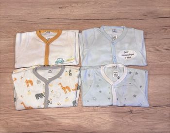 Lot de 23 pyjamas 1, 3& 6 mois
