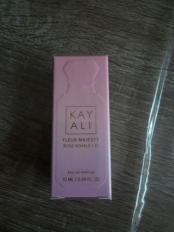 Kayali fleur majesty 31