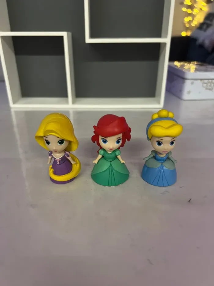 Figurine Princesse Disney Ariel, Raiponce et Cendrillon
