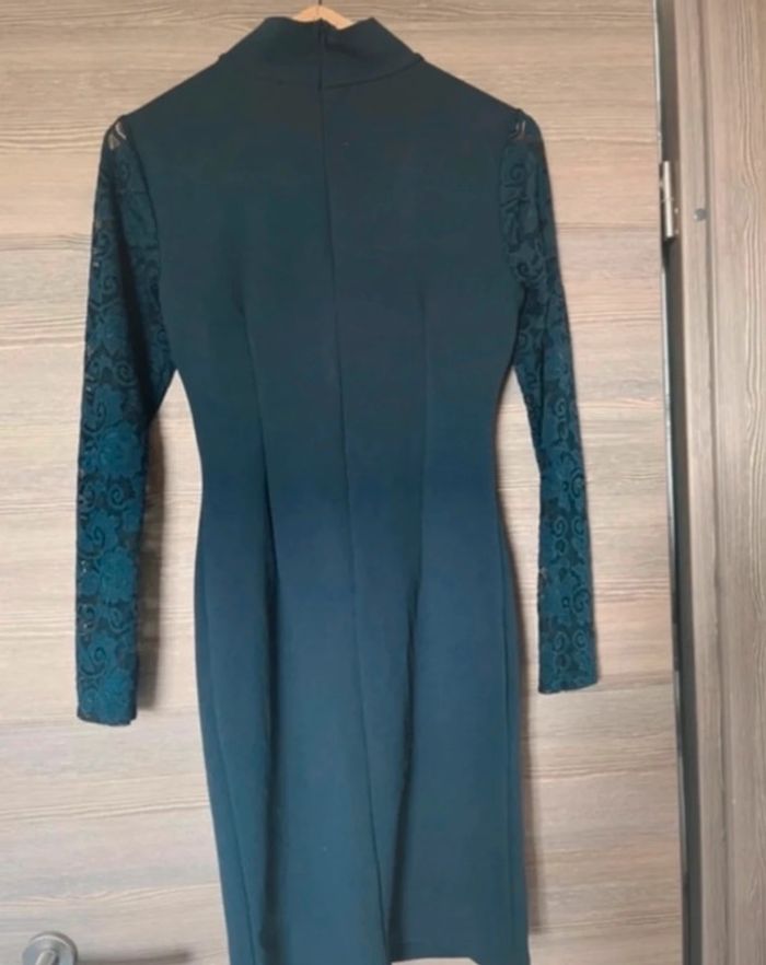 Sublime robe dentelle chic XS - photo numéro 2