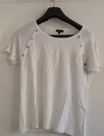 Haut Un JourAilleurs