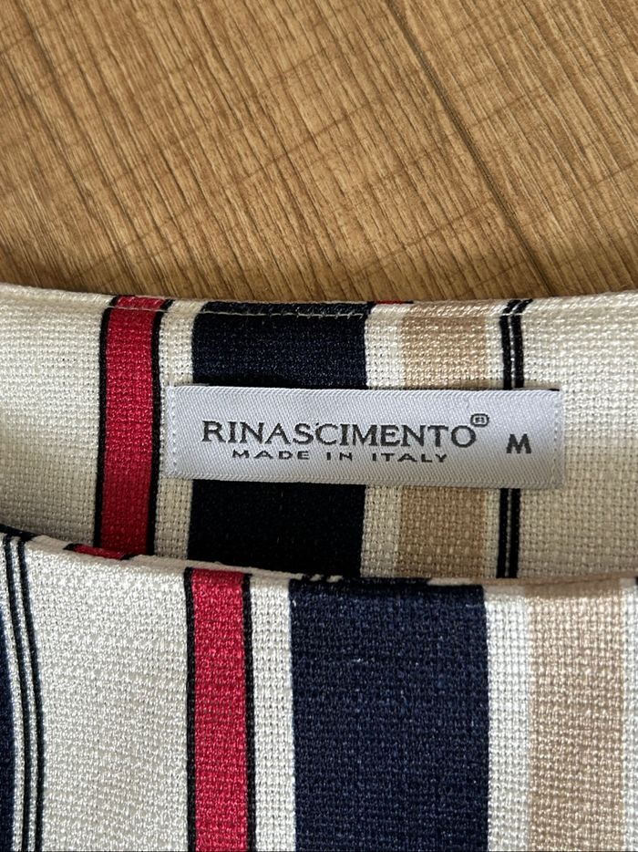 Robe imprimée à manches courtes Rinascimento taille M jamais portée - photo numéro 9