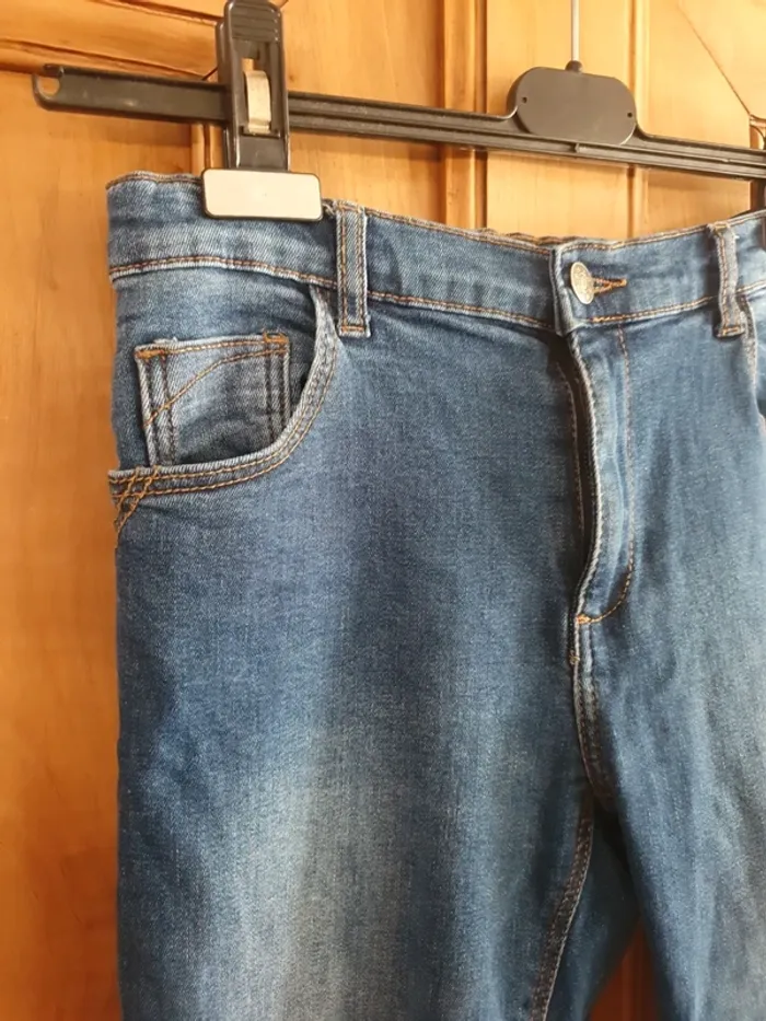 Jeans 16 ans - photo numéro 3