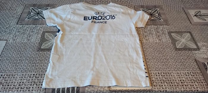 Tee-shirt 5 ans - photo numéro 2