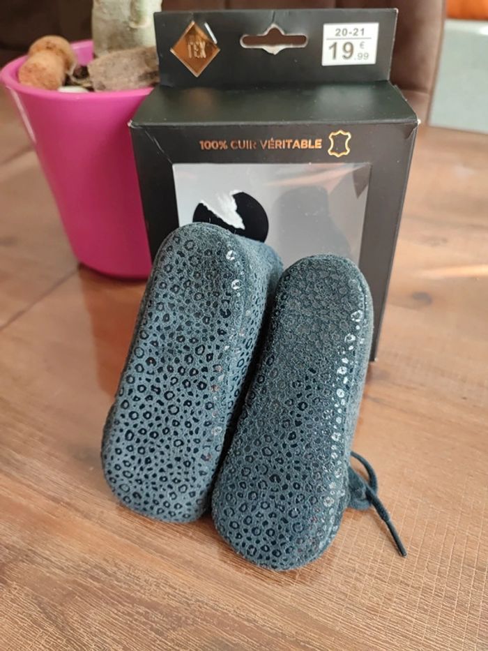 Chaussures chaussons bébé T20/21 - photo numéro 4