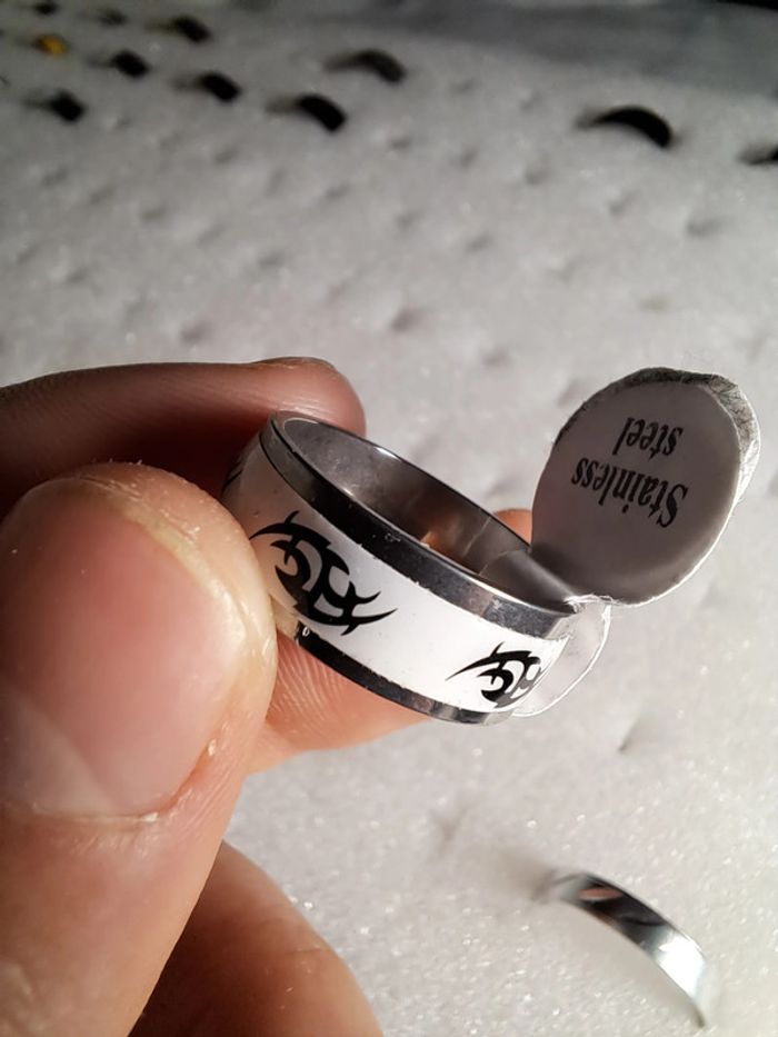 Bague acier inoxydable motifs