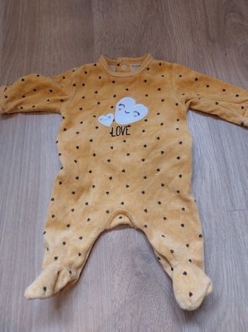 2 pyjamas velours 