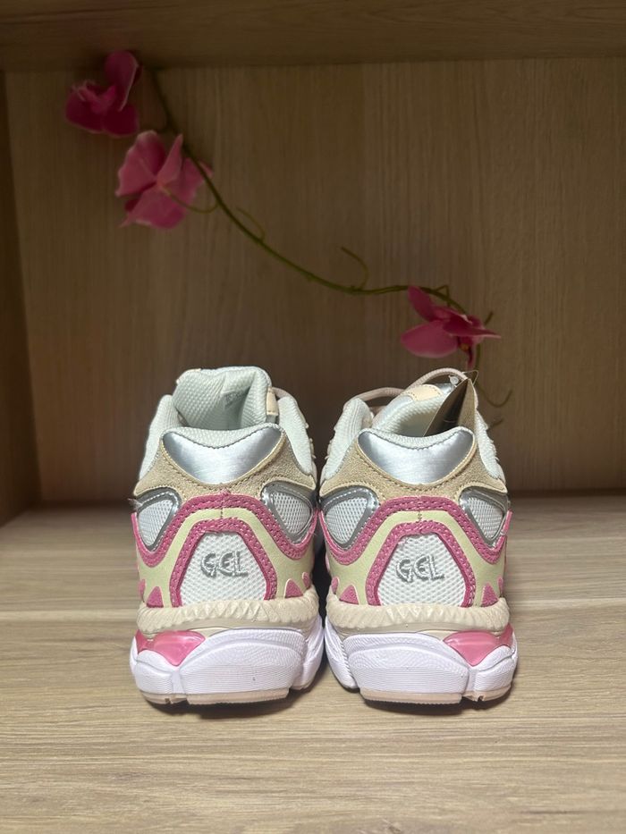Asics GeL-NYC Crème/Rose-taille 42🌸 - photo numéro 5