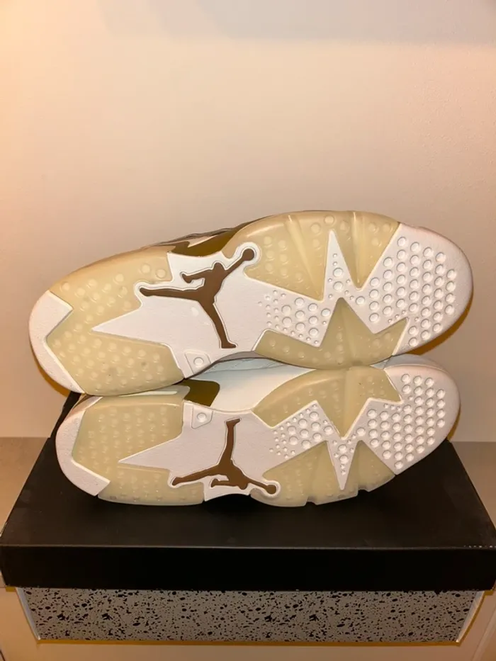 Basket Jordan MVP neuve T.41 - photo numéro 5