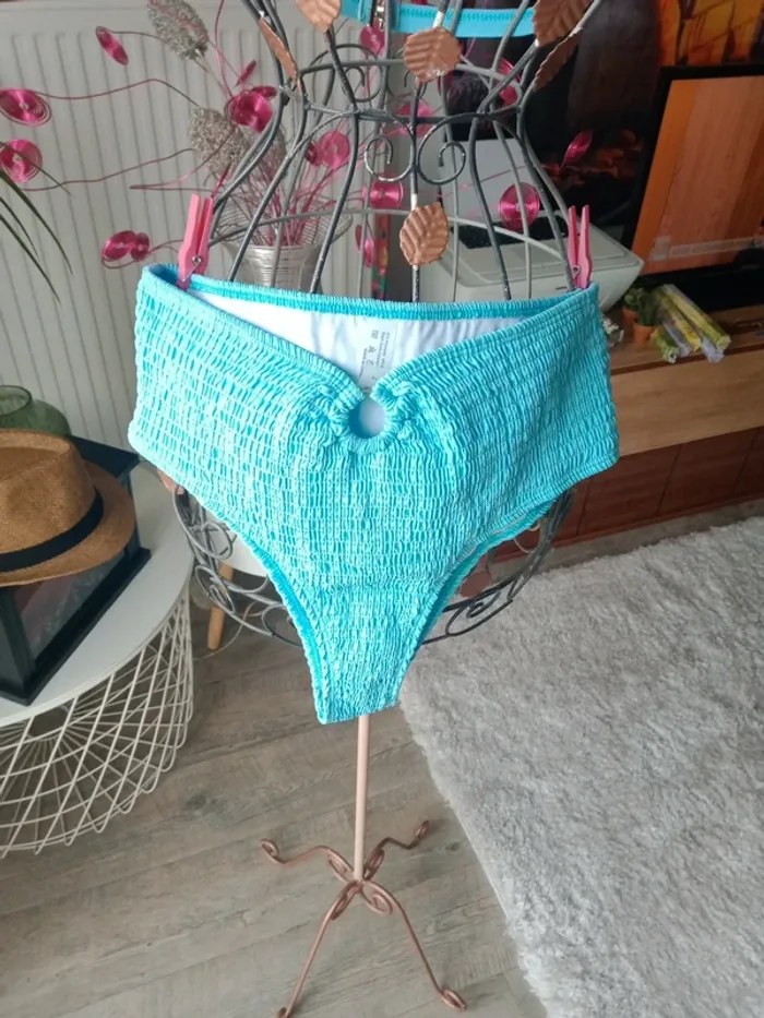 Maillot de bain 2 pièces - photo numéro 2