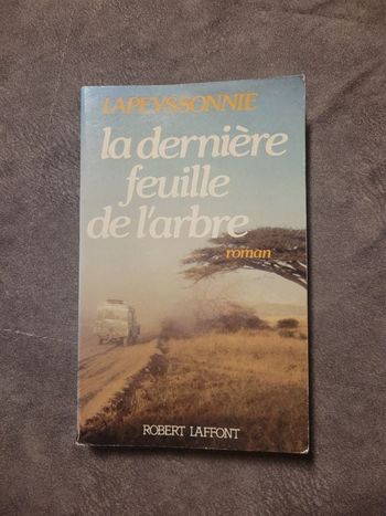 La Dernière Feuille De L'arbre Par Lapeyssonnie