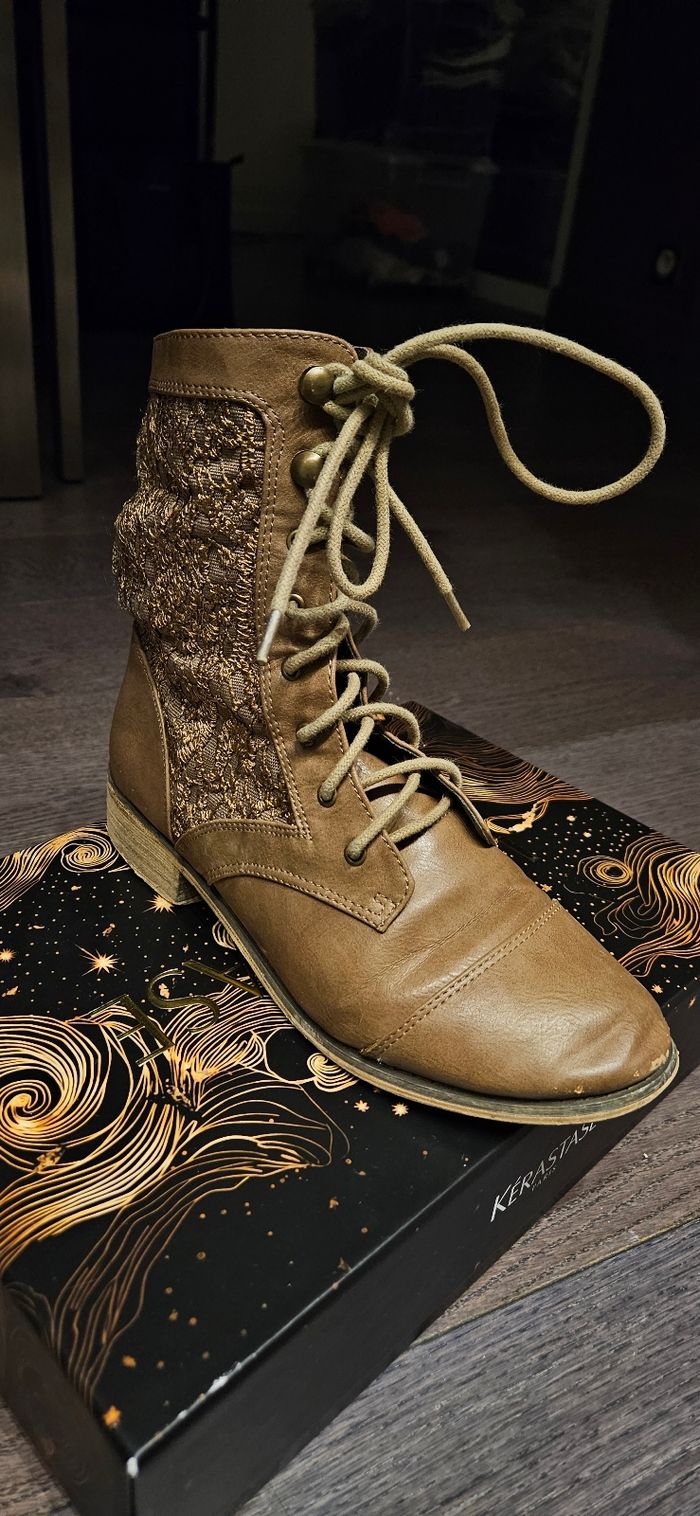 Bottines brodées en cuir - Taille 39 - photo numéro 4