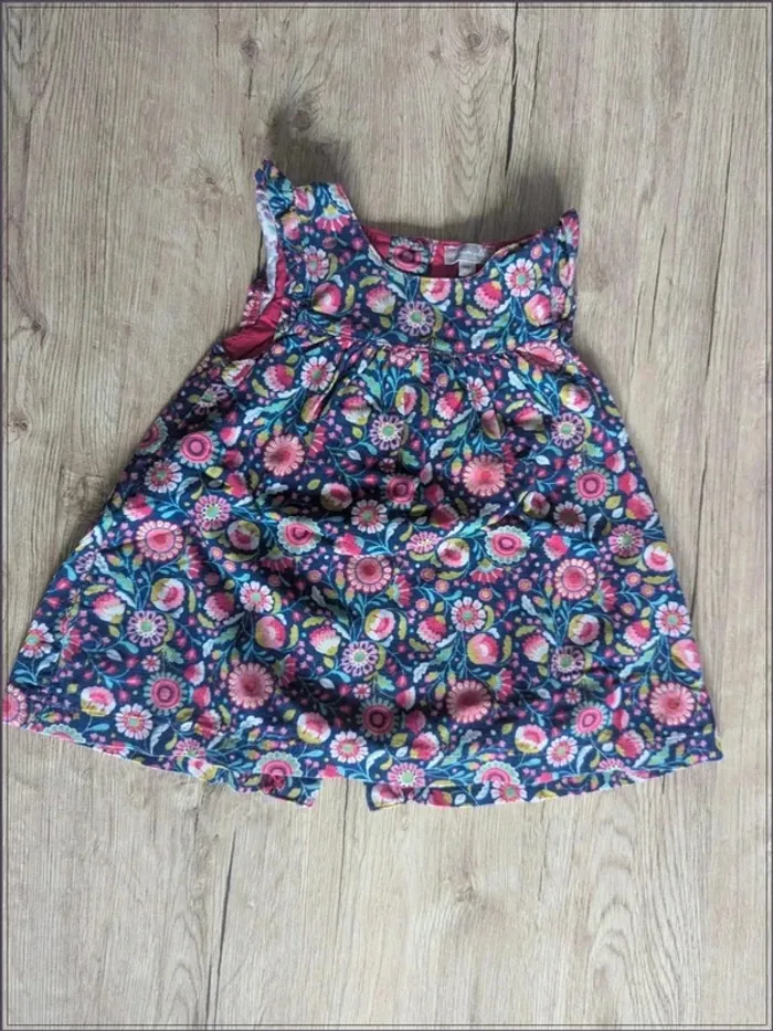 Robe 6 mois - photo numéro 3