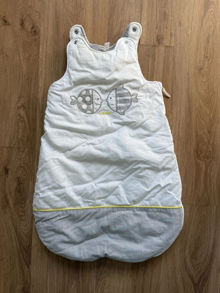 Gigoteuse turbulette Obaidi 1 6 mois très bon état couleur blanc bébé garçon fille