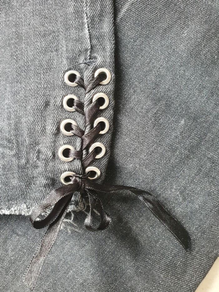 Jean femme noir Zara détail lacets taille 34 - photo numéro 5