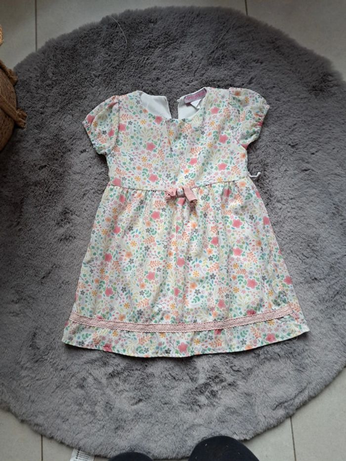 Robe fleurie 24 mois - photo numéro 2