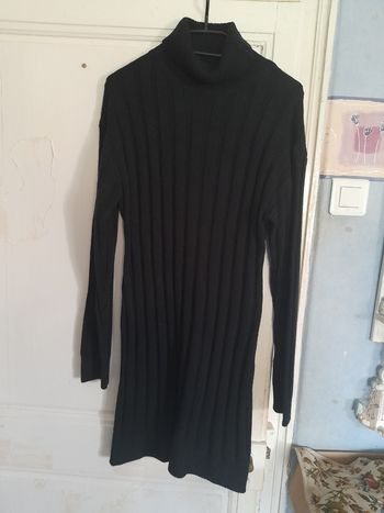 Robe noire en maille, taille M